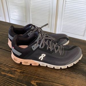 On Cloud Running Tennis Shoes